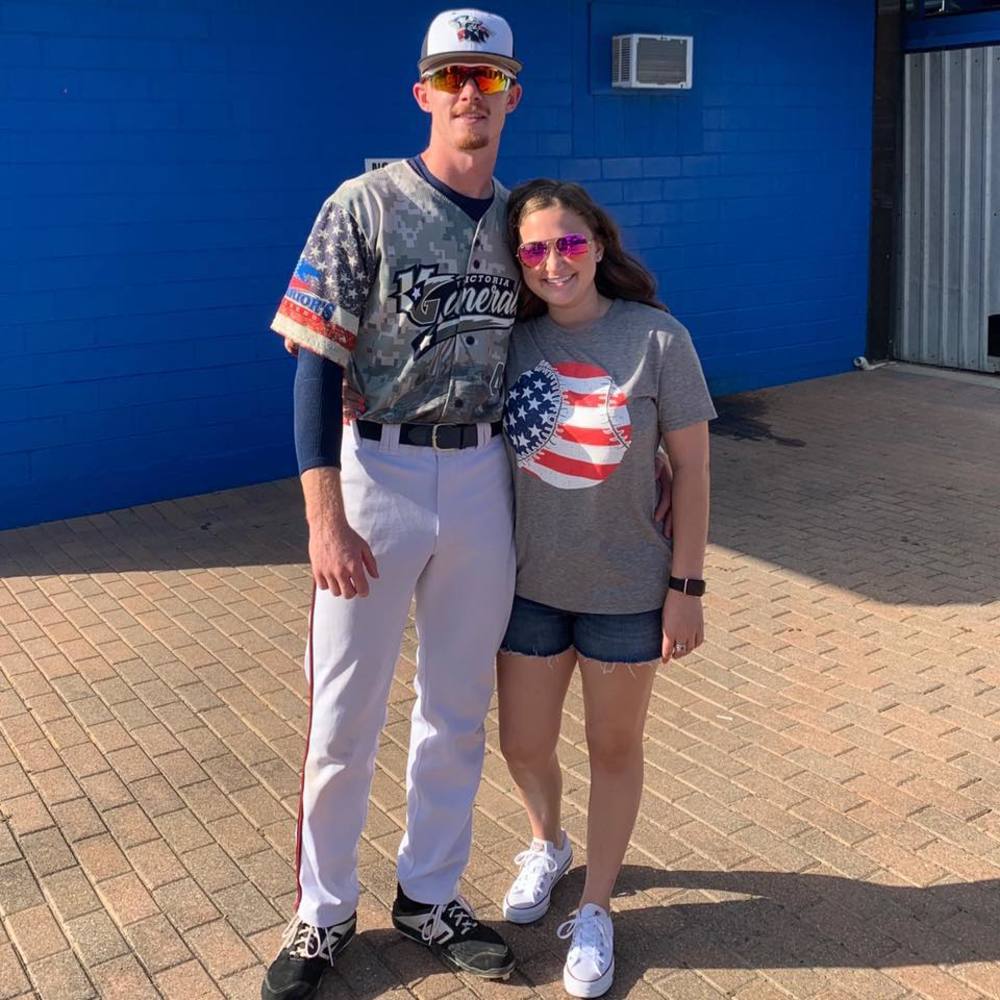 Meet your Posher, Alexandra